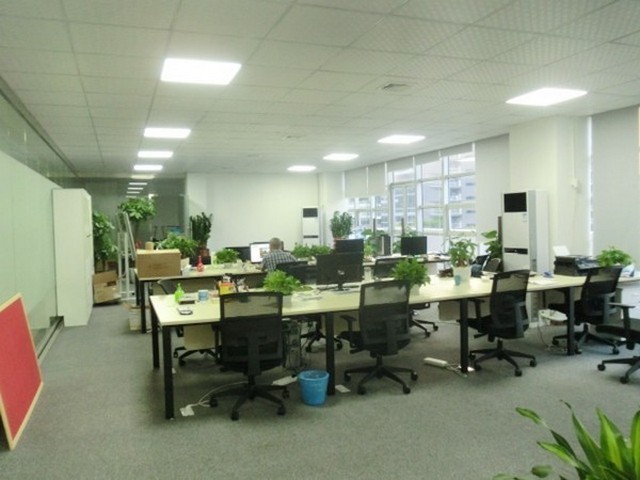 上海法兰球磨铸铁阀门控制器